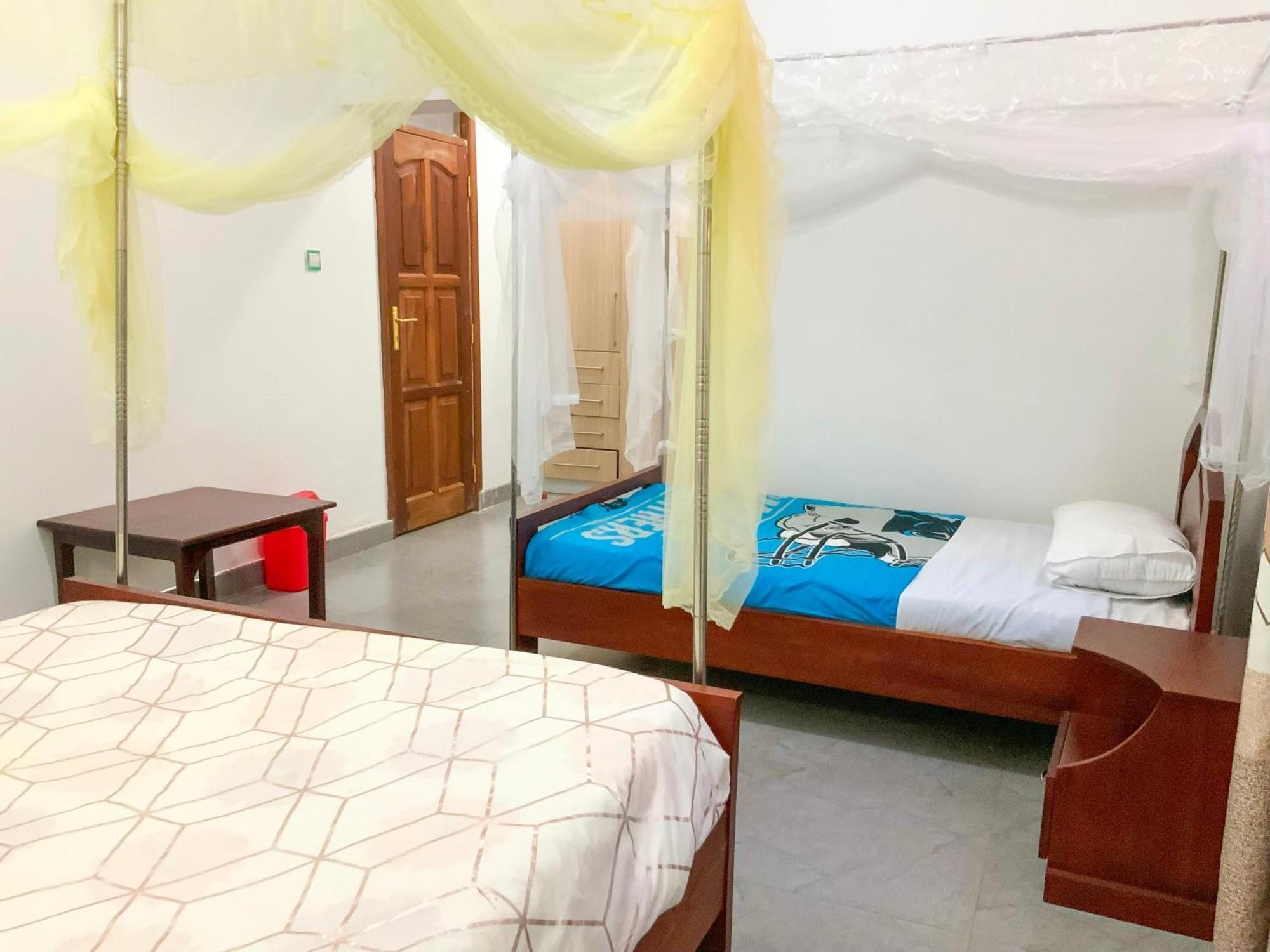Hendo Hotel Entebbe Luaran gambar