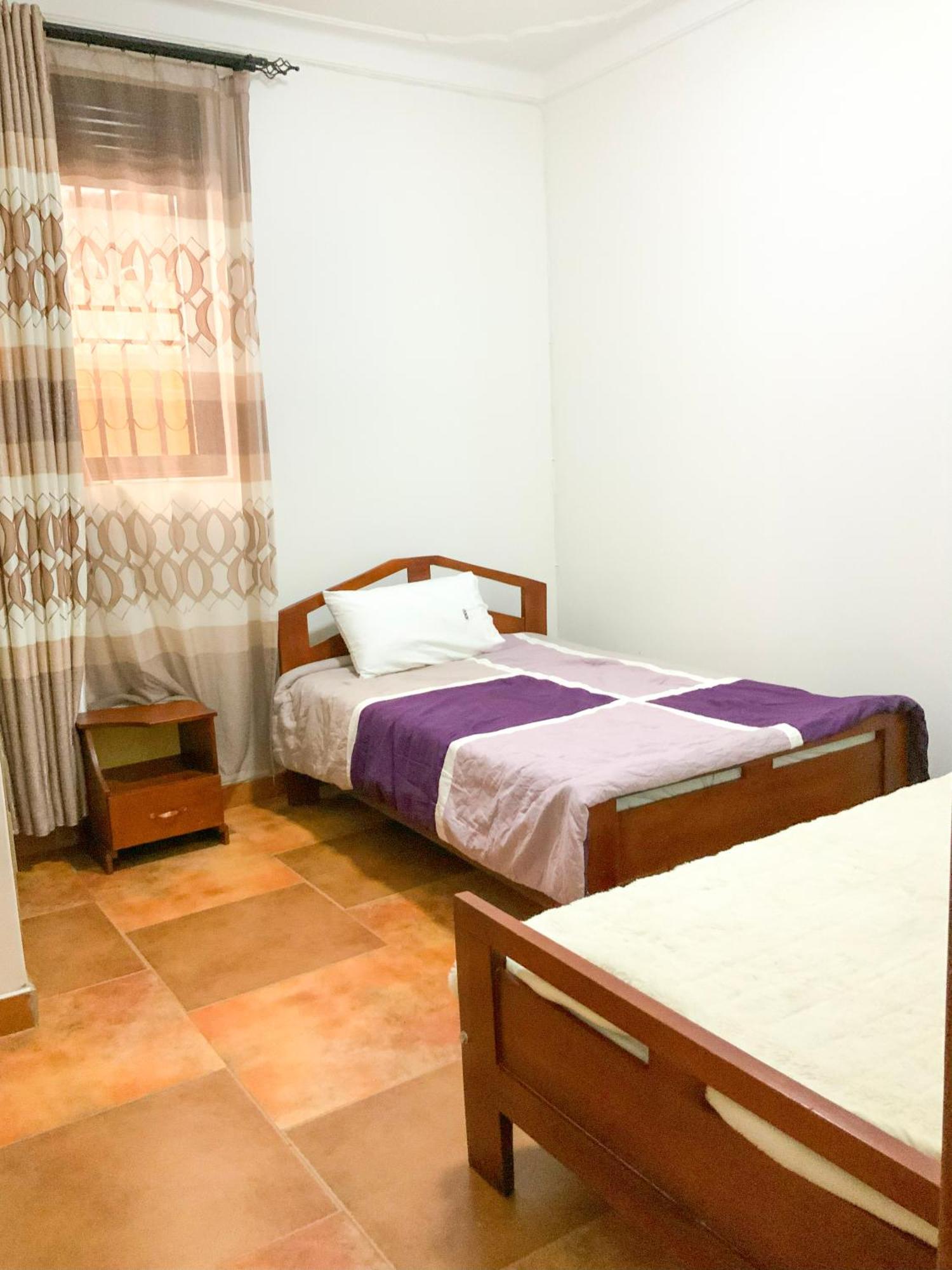 Hendo Hotel Entebbe Luaran gambar