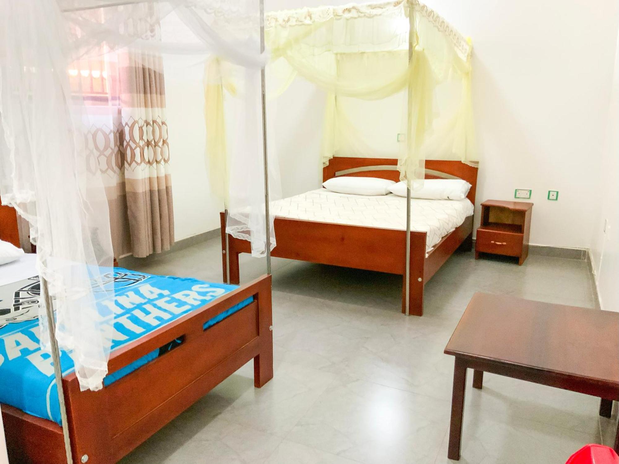 Hendo Hotel Entebbe Luaran gambar