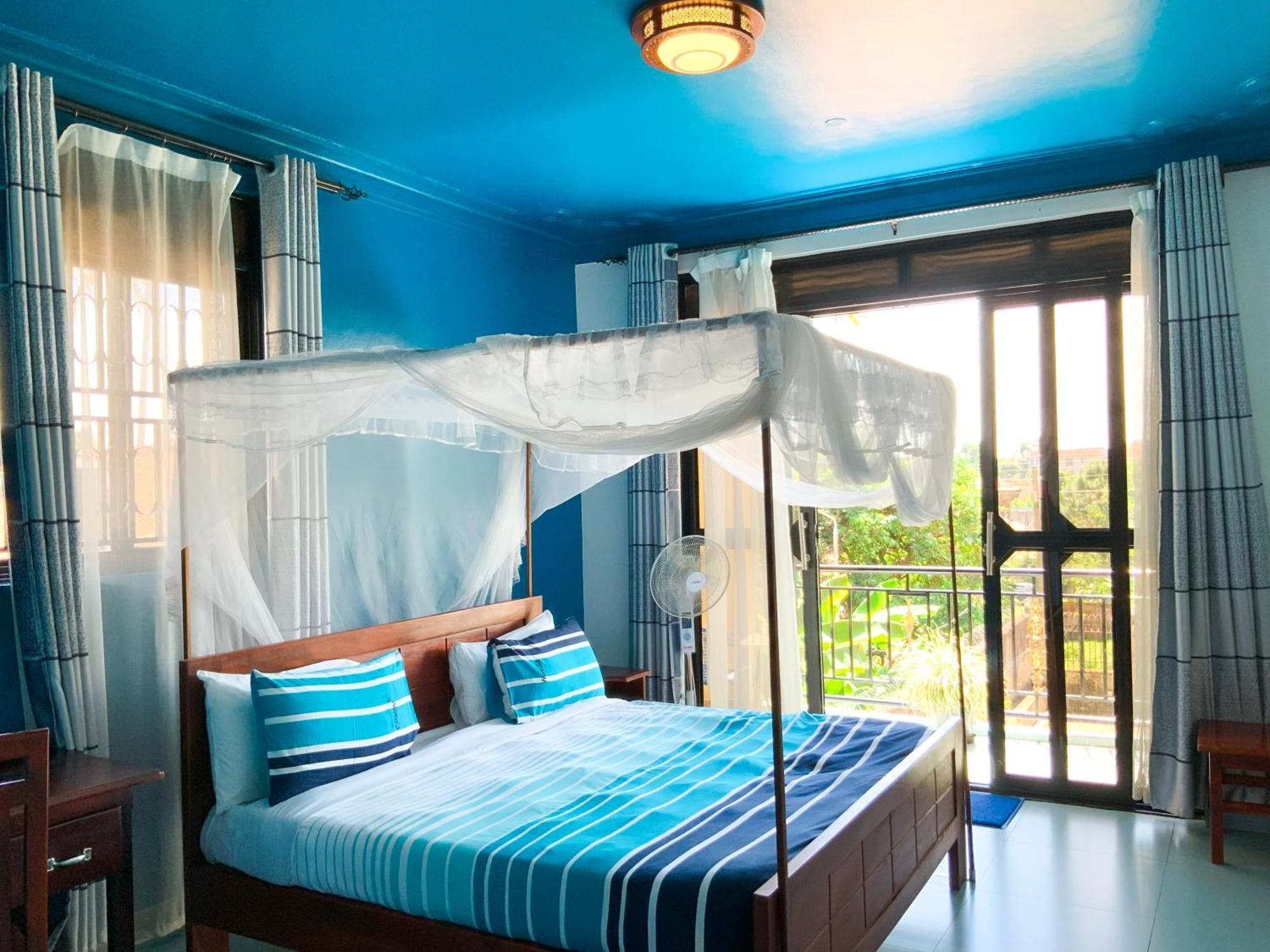 Hendo Hotel Entebbe Luaran gambar