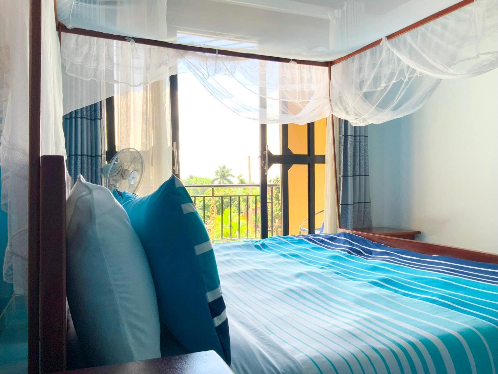 Hendo Hotel Entebbe Luaran gambar