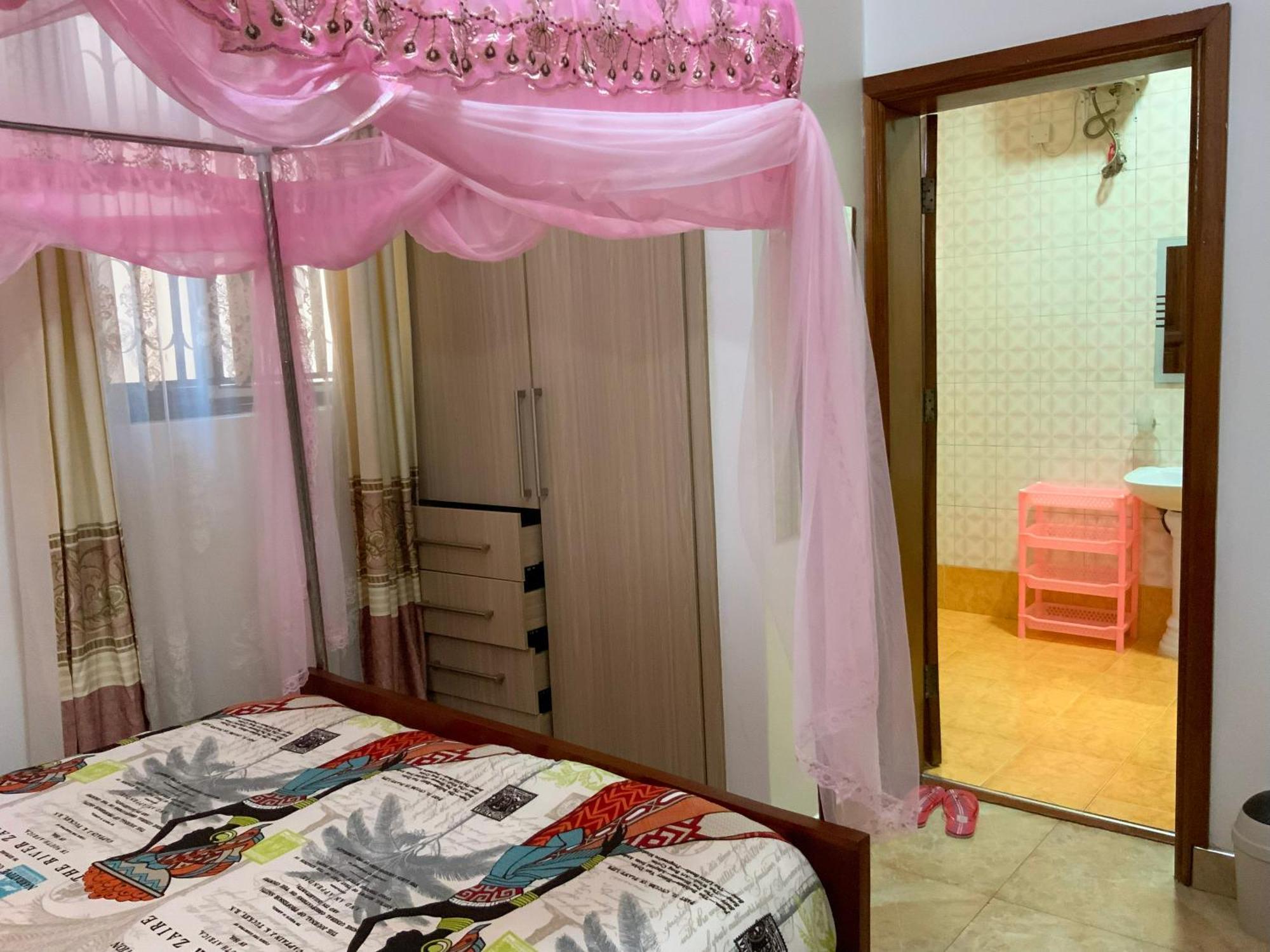 Hendo Hotel Entebbe Luaran gambar