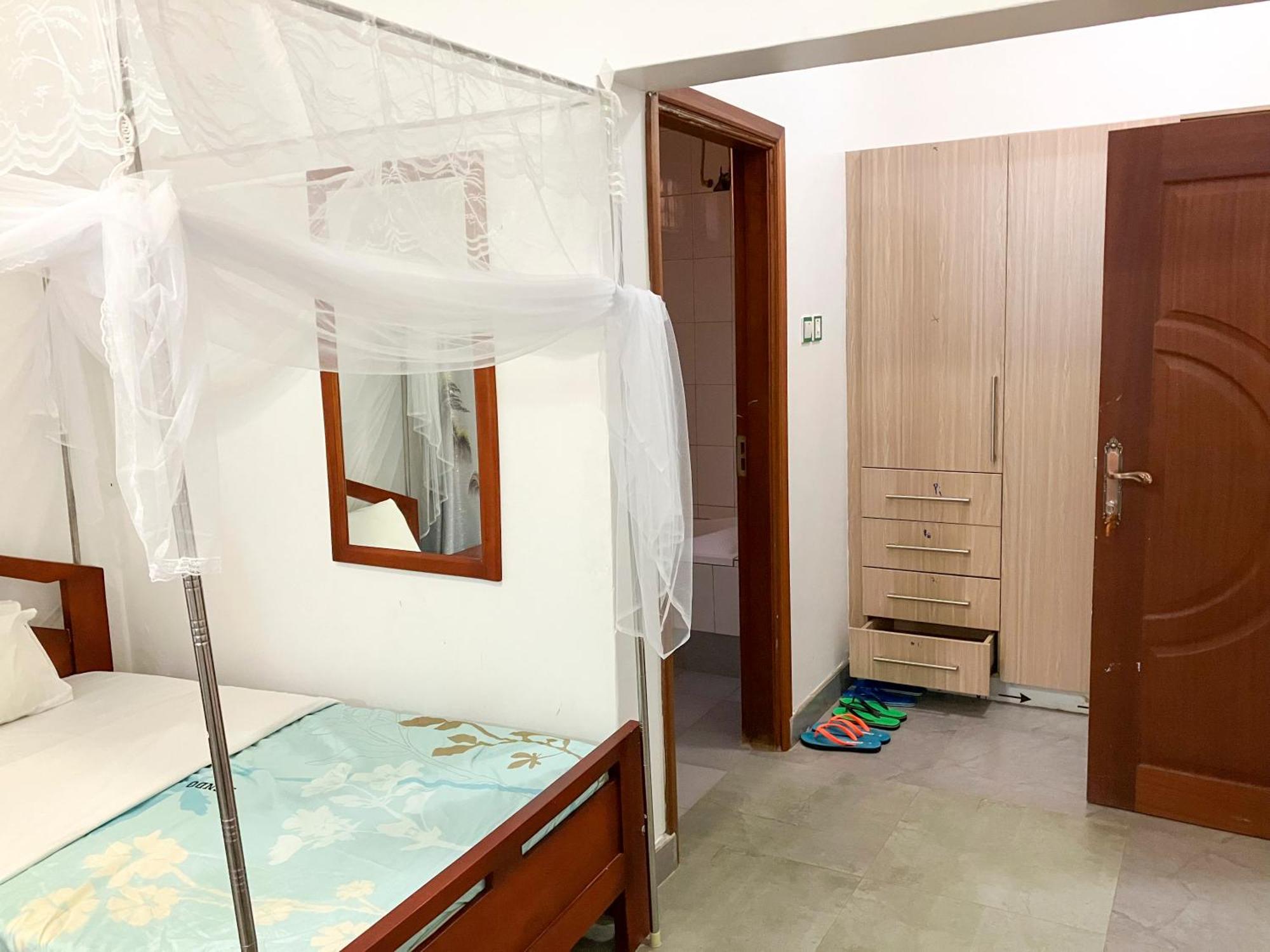 Hendo Hotel Entebbe Luaran gambar