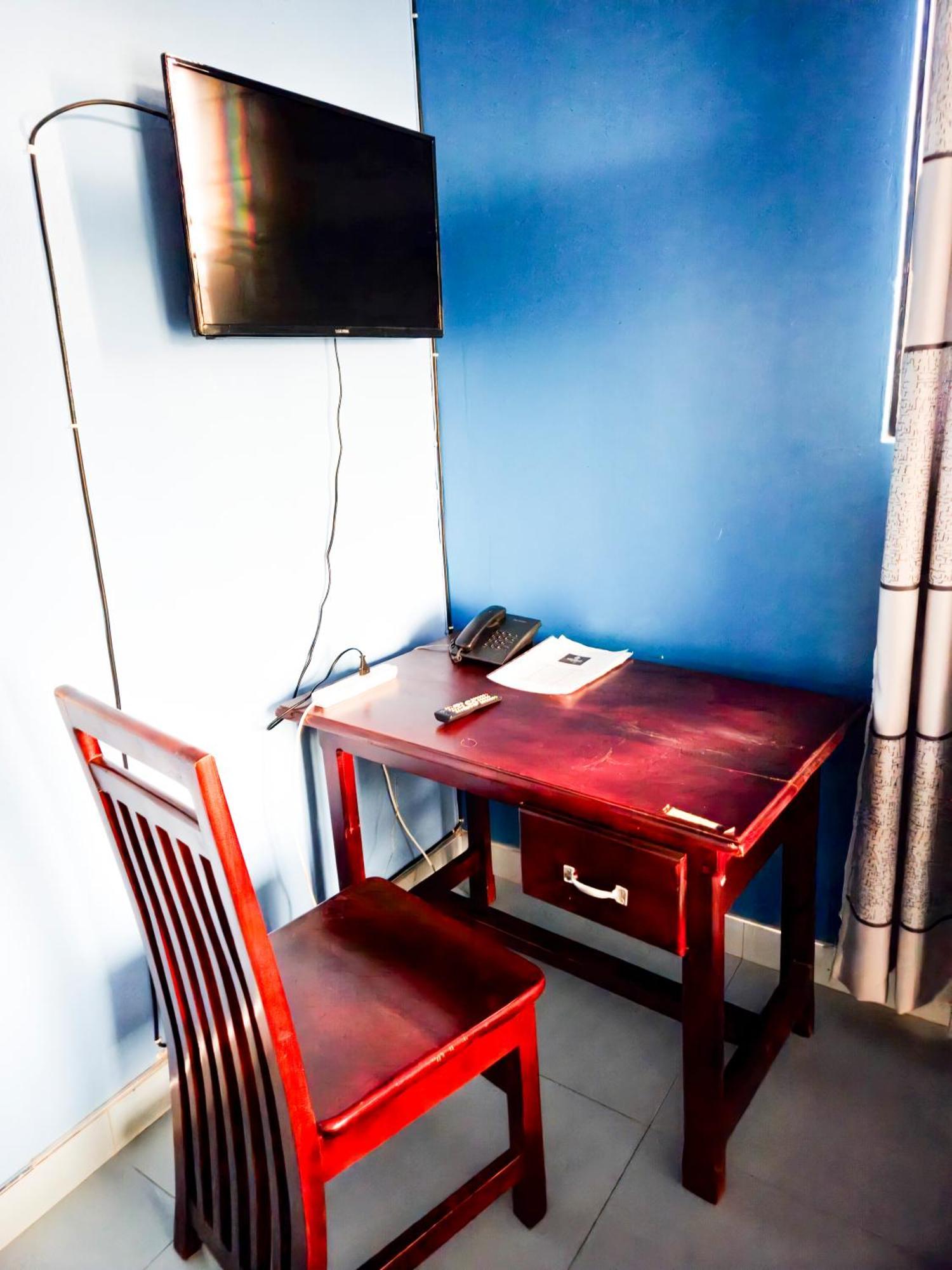 Hendo Hotel Entebbe Luaran gambar
