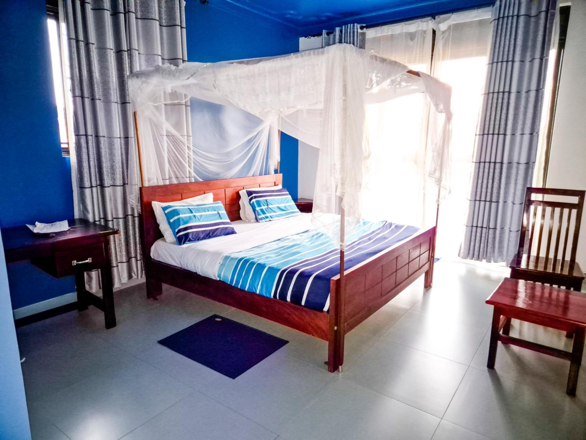 Hendo Hotel Entebbe Luaran gambar