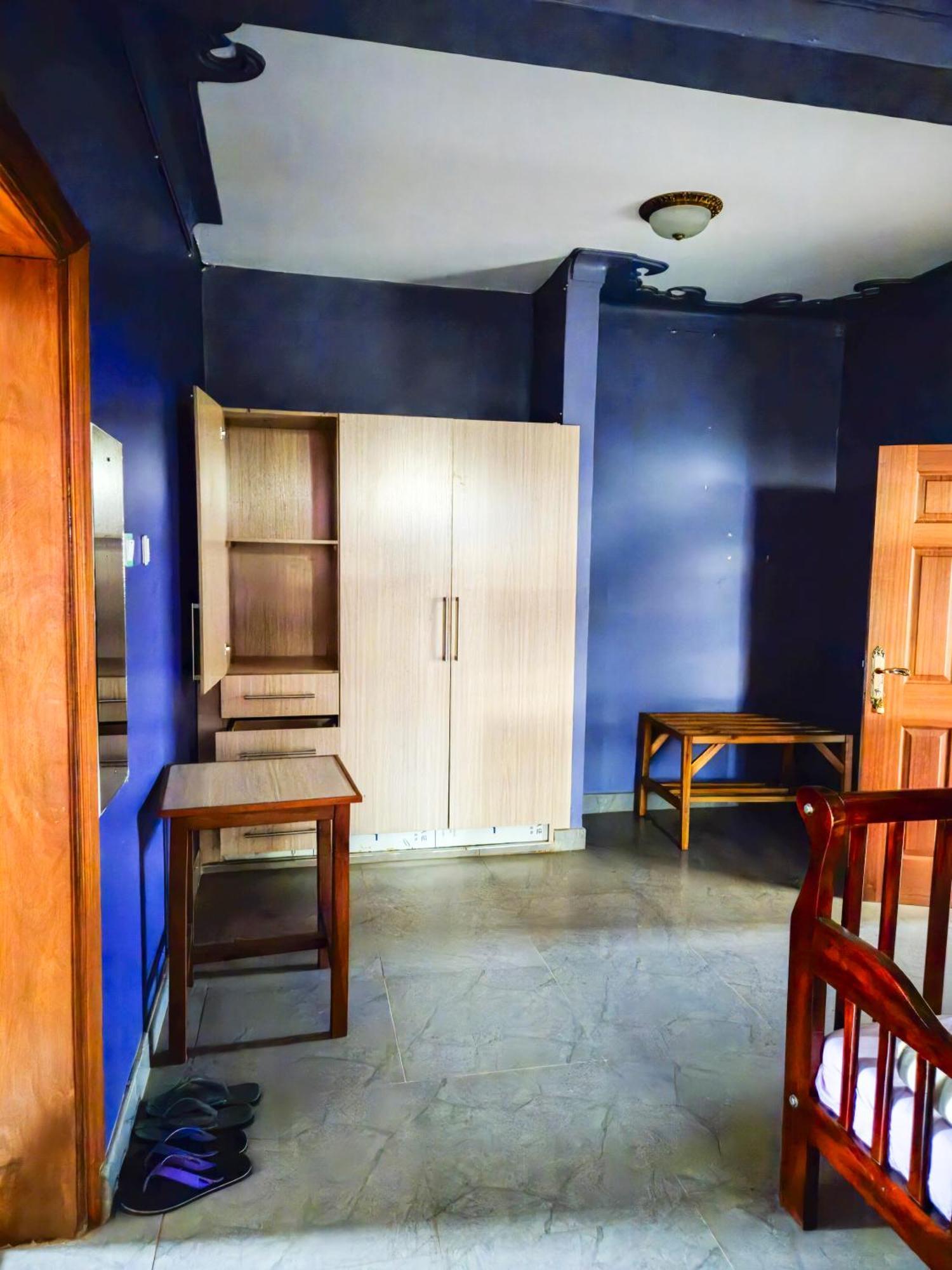 Hendo Hotel Entebbe Luaran gambar