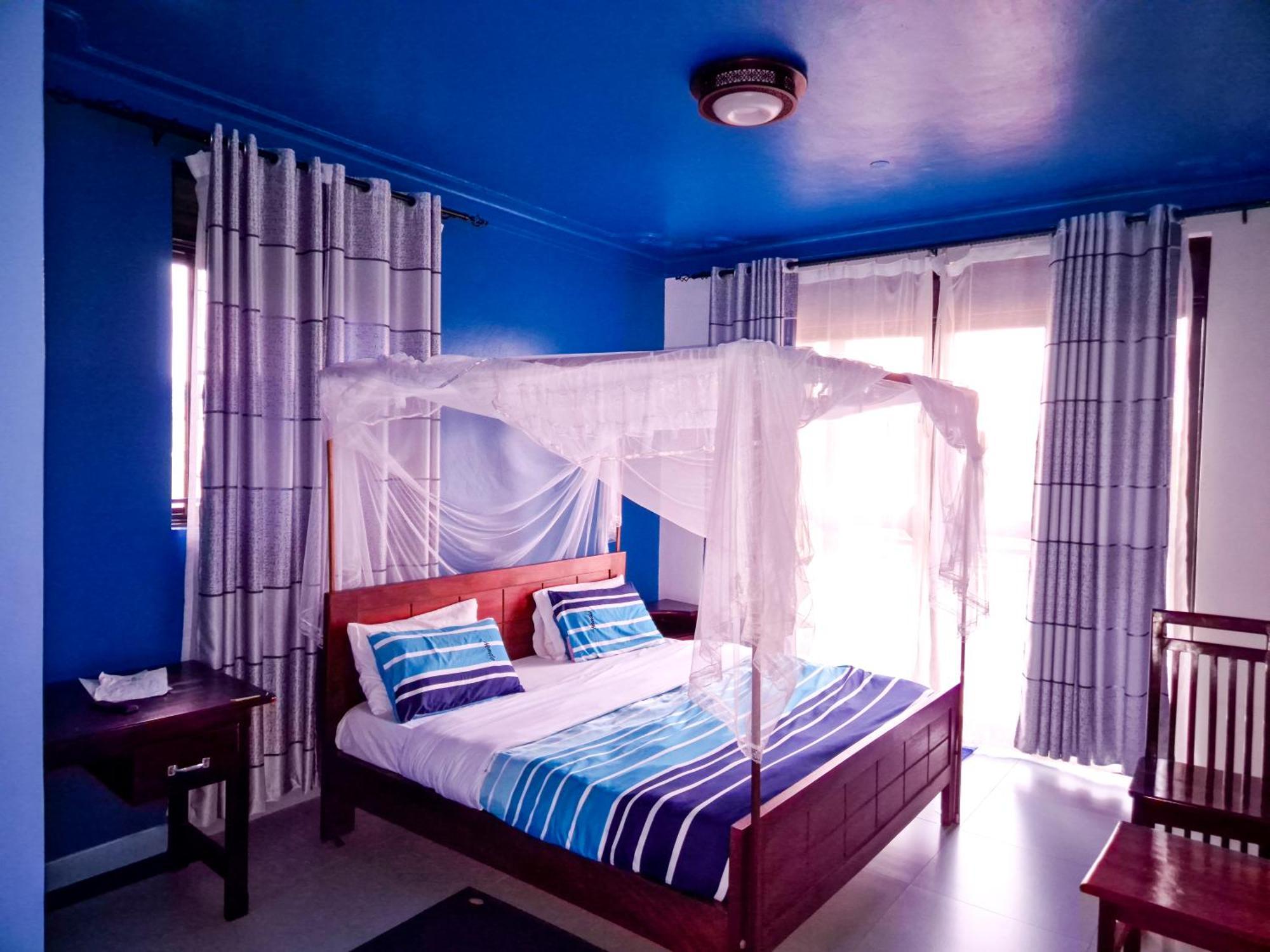 Hendo Hotel Entebbe Luaran gambar
